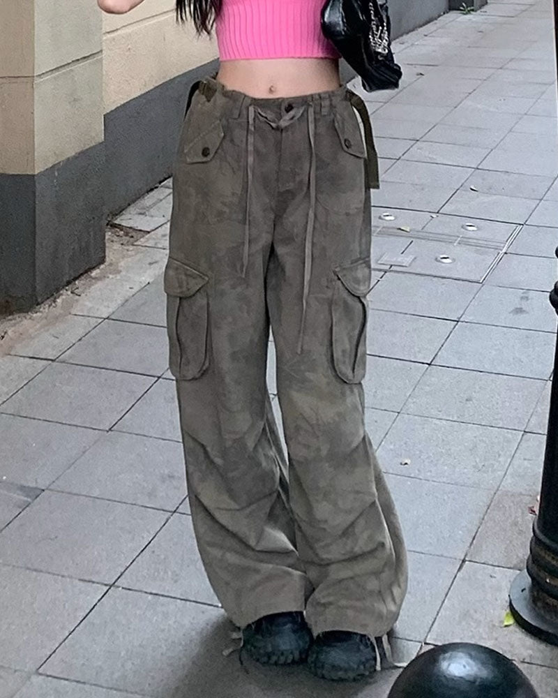 Beautifully Finished Pants in a Timeless Design