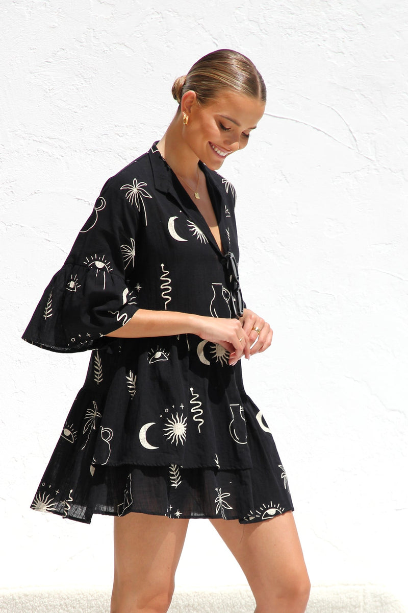 Elegantly Styled Dress for Everyday Wear