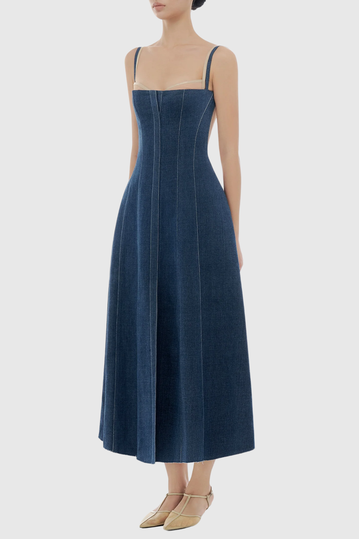 Polished Dress with an Effortless Classic Look