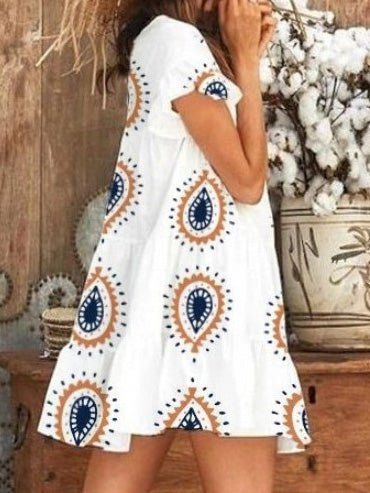 Classic Vintage & Enduringly Stylish Dress