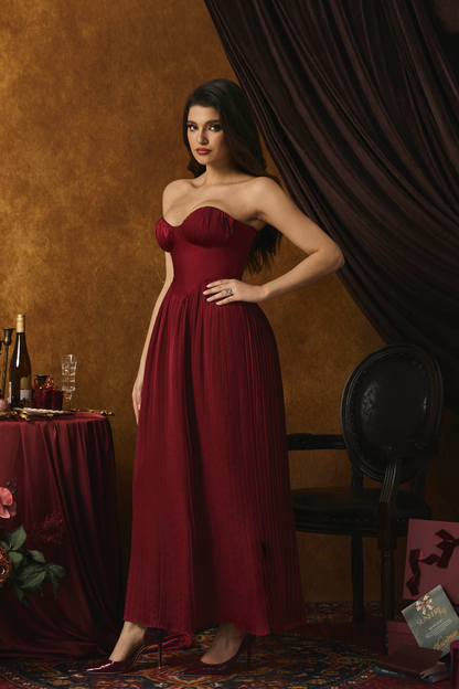 Sophisticated Dress with a Clean Classic Look