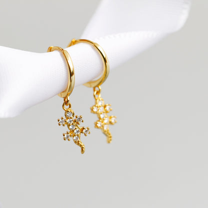 Stunning Gold Earring for Daily Wear