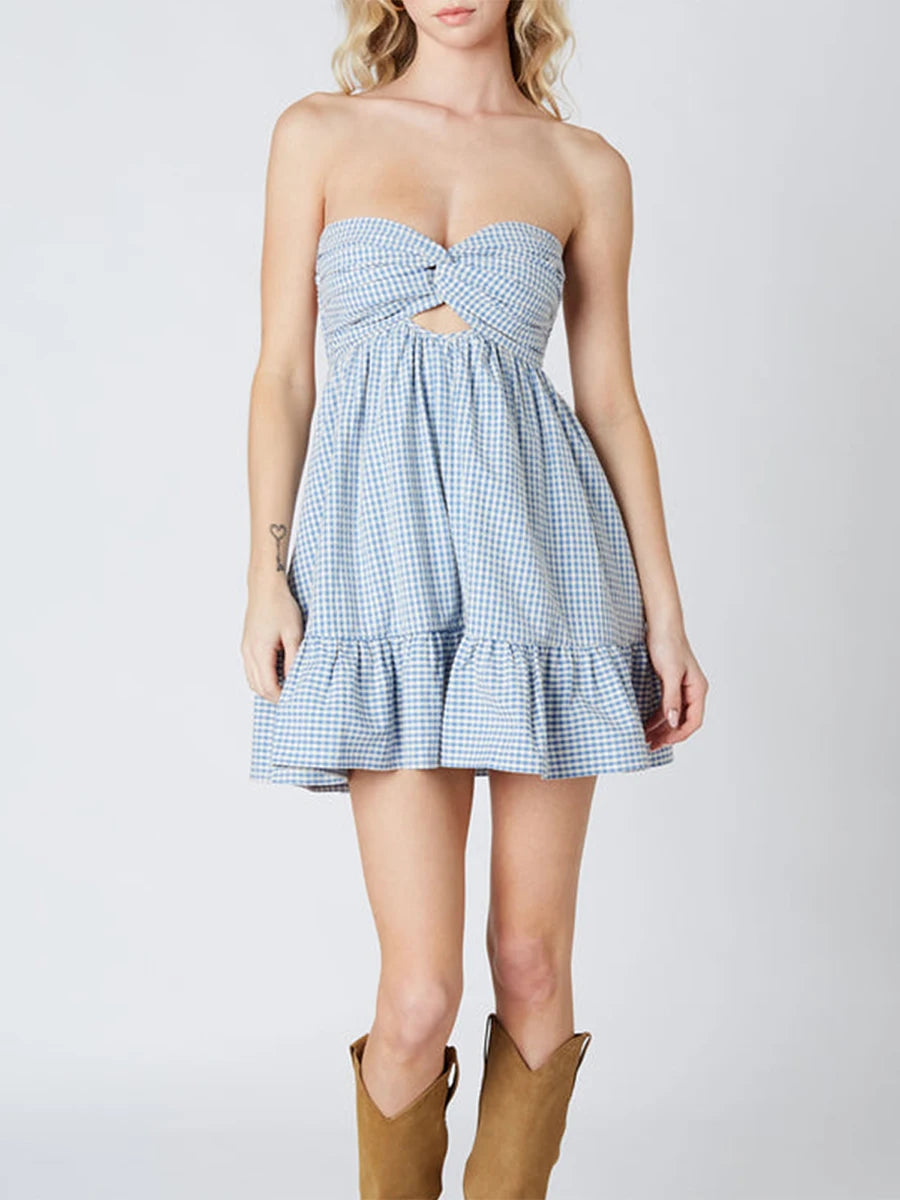 Gracefully Styled Dress for Any Occasion