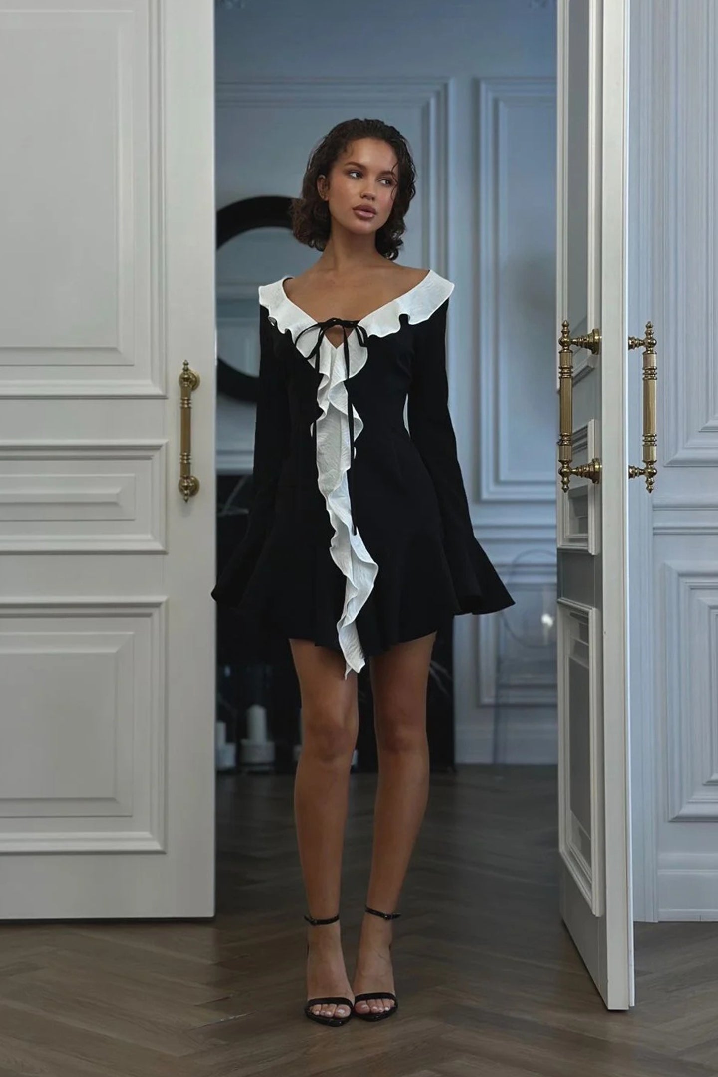 Classic Vintage & Enduringly Stylish Dress