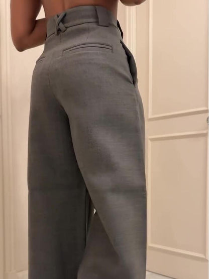 Beautifully Finished Pants in a Timeless Design