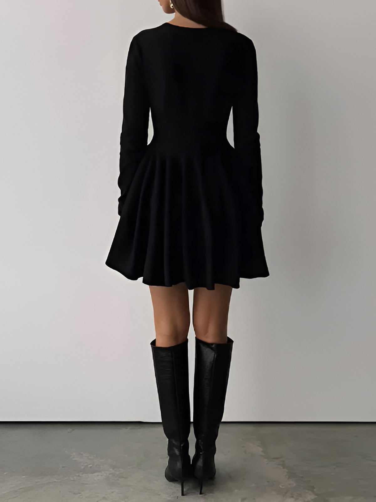 Beautifully Finished Sweater in a Timeless Design