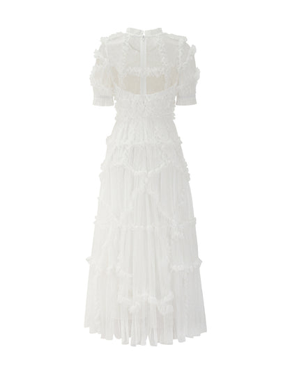 Effortlessly Elegant Dress with a Timeless Design