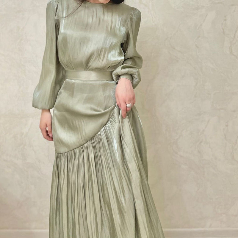 A Vintage Style Dress with Delicate Timeless Details