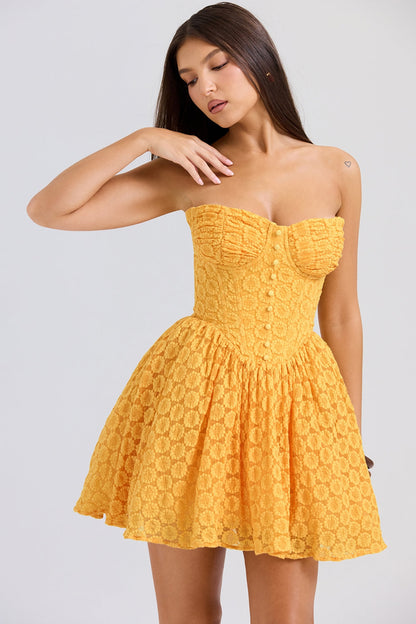 Beautifully Crafted Dress in a Classic Style