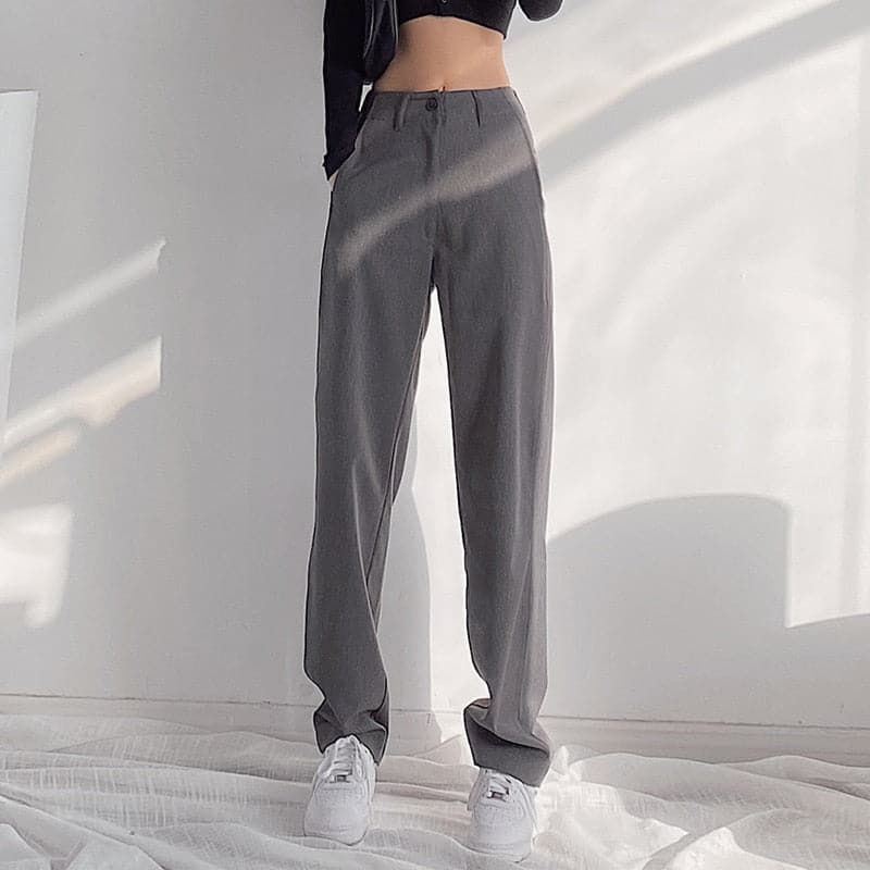 Polished Trousers with an Effortless Classic Look