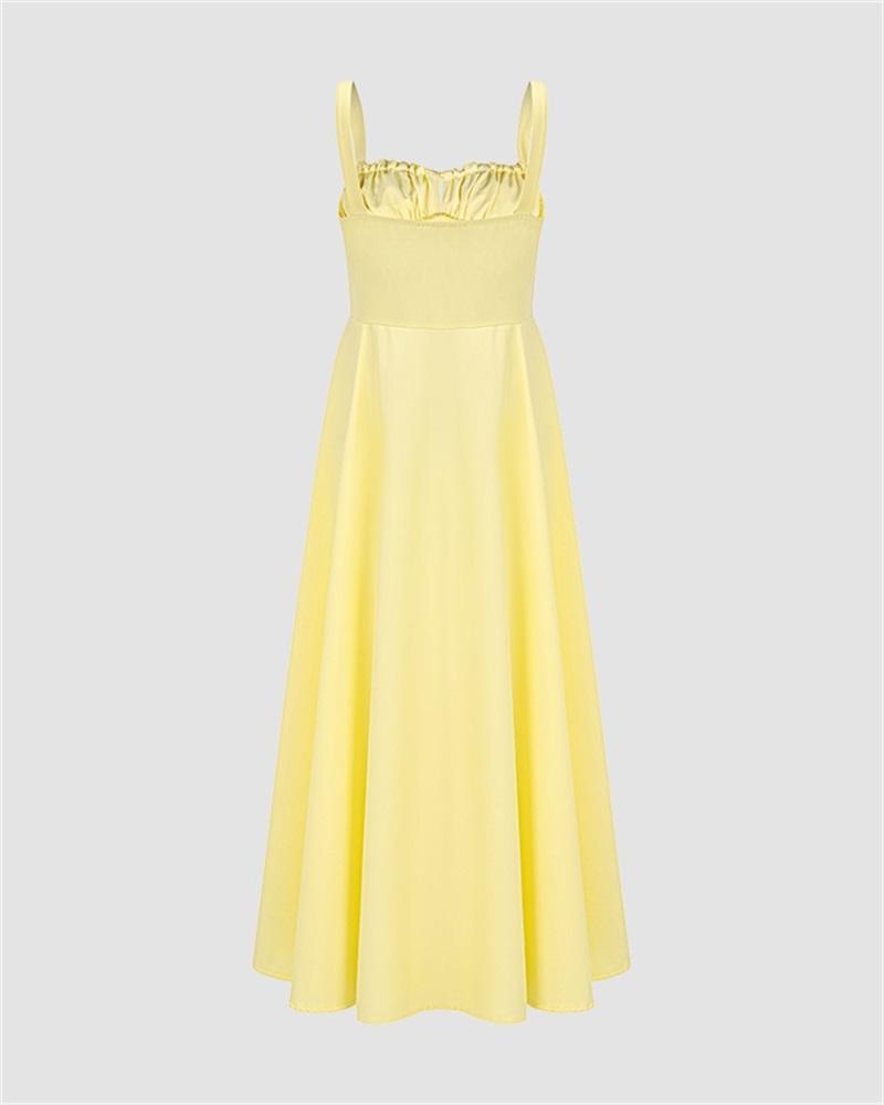 Sophisticated Dress with a Clean Classic Look