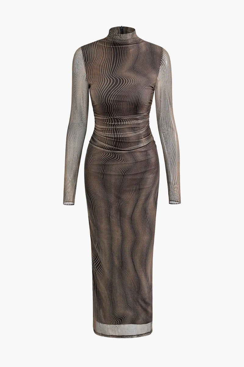 Classic Vintage Dress with a Flattering Fit