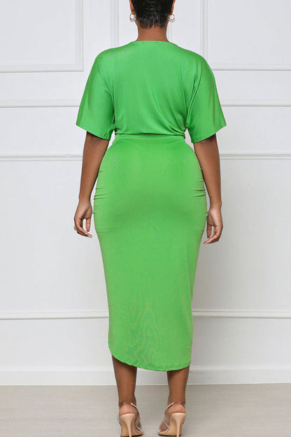 Sophisticated Dress with a Clean Classic Look