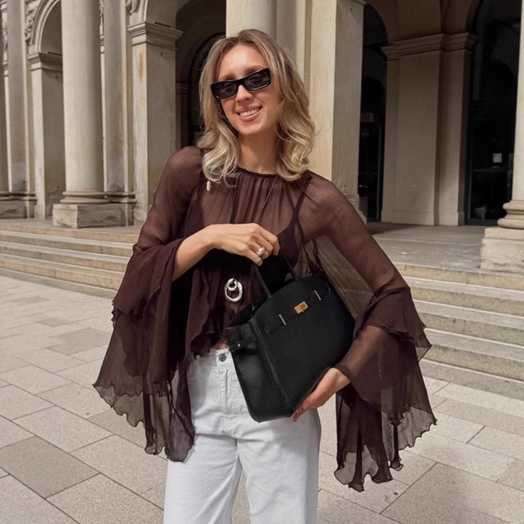 Sophisticated Blouse with a Clean Classic Look