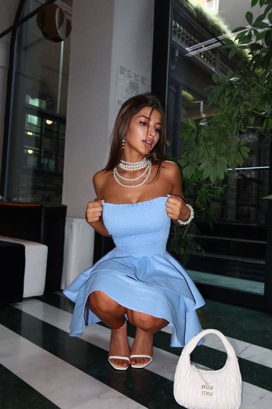 Classic Vintage Dress with a Flattering Fit