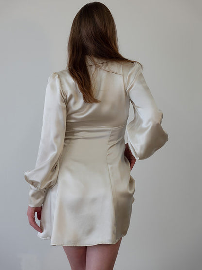 Sophisticated Dress with a Clean Classic Look