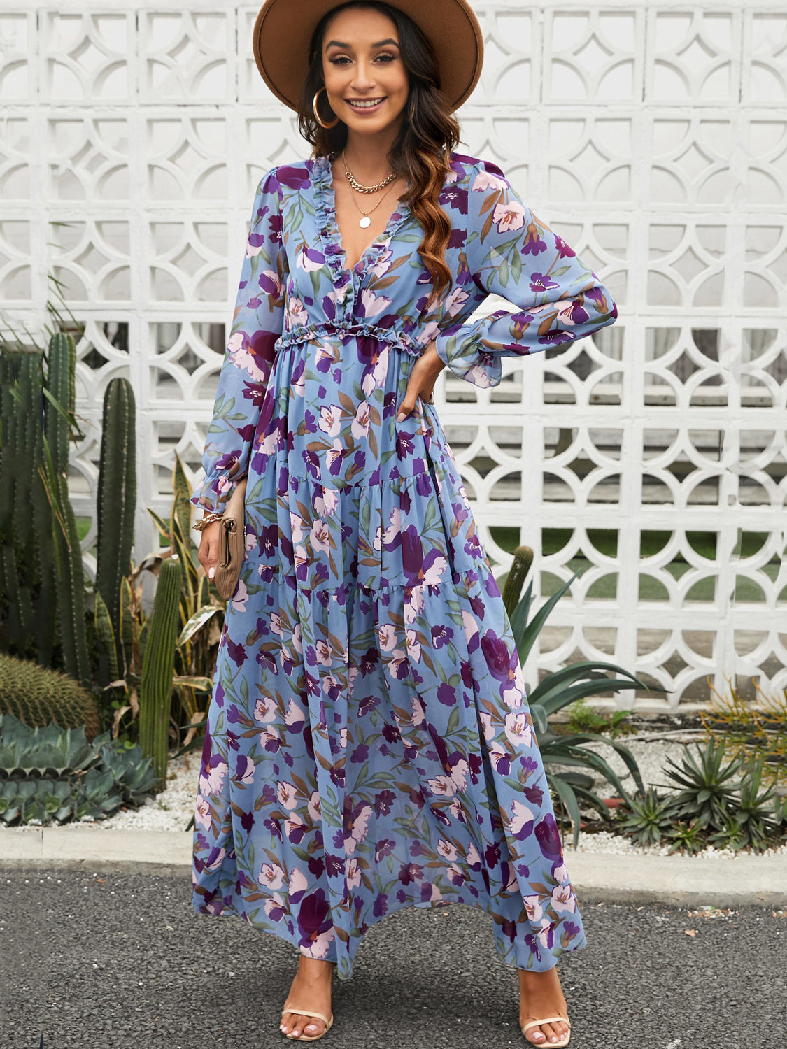 Classic Vintage Dress with a Flattering Fit