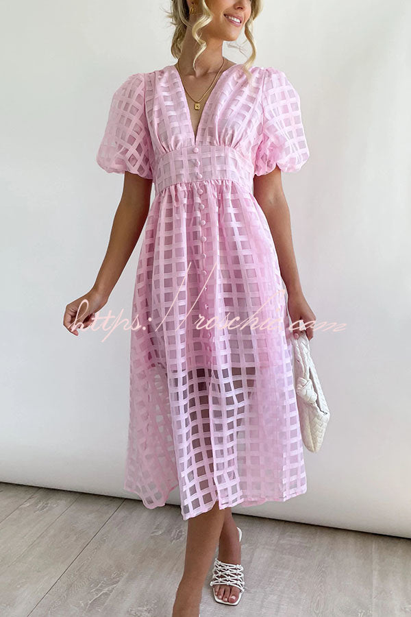 Classic Vintage & Enduringly Stylish Dress