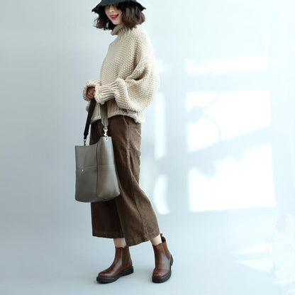 Effortlessly Elegant Sweater with a Timeless Design