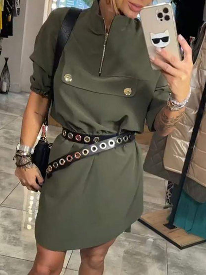 Classic Vintage Dress with a Flattering Fit