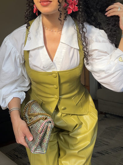Gracefully Styled Pants for Any Occasion