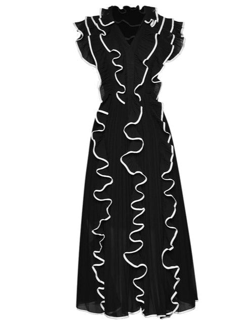 Gracefully Styled Dress for Any Occasion