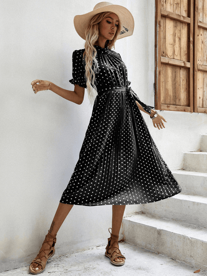 Sophisticated Dress with a Clean Classic Look