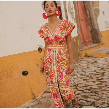 Classic Vintage & Enduringly Stylish Dress