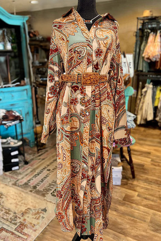 Classic Vintage & Enduringly Stylish Dress