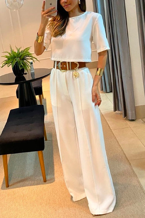 Classic Vintage Pants with a Flattering Fit