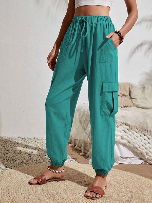 Well Tailored Pants with a Graceful Silhouette