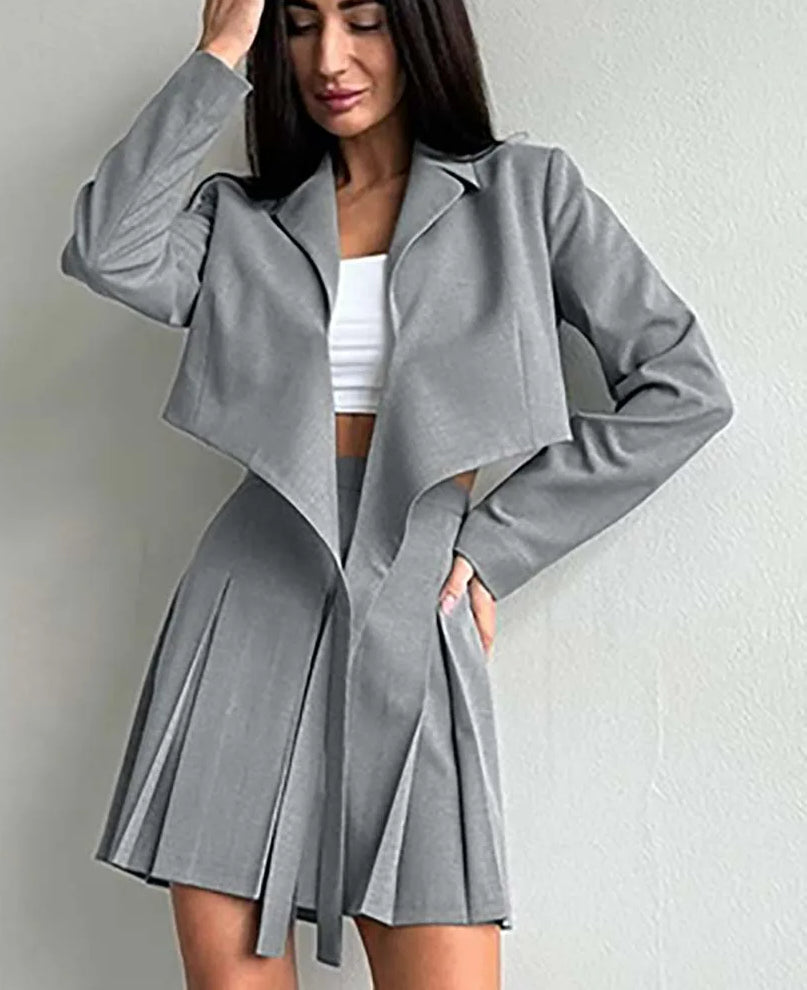 GRAY