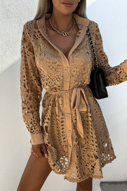 Effortlessly Elegant Dress with a Timeless Design
