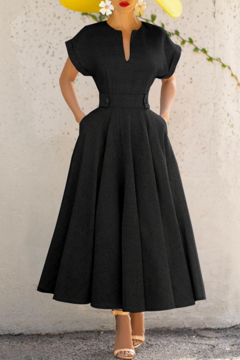 Sophisticated Dress with a Clean Classic Look