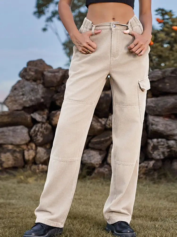 Classic Vintage Pants with a Flattering Fit