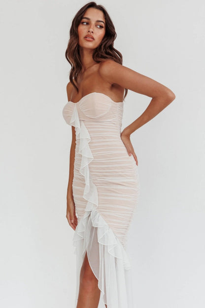 A Vintage Style Dress with Delicate Timeless Details
