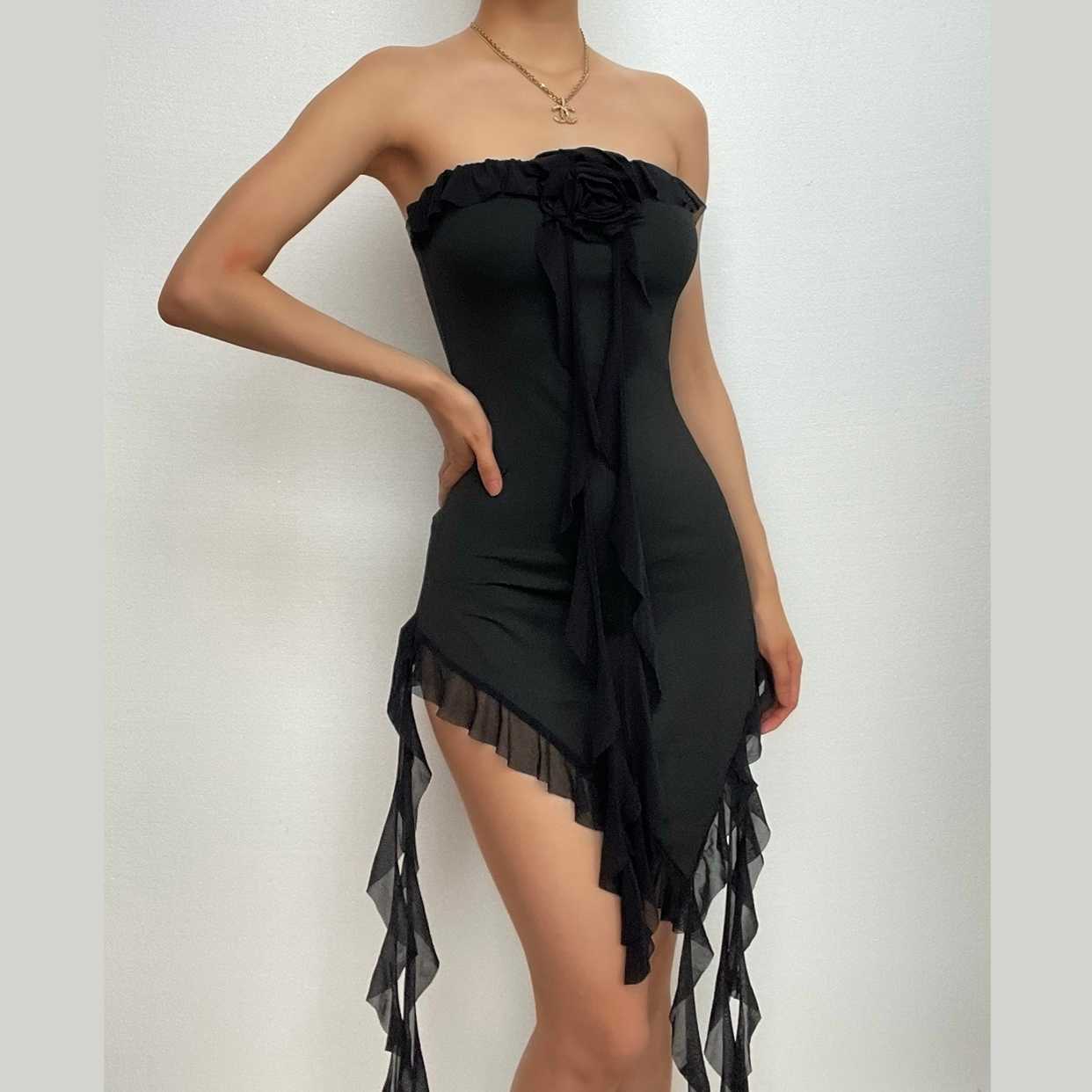 A Vintage Style Dress with Delicate Timeless Details