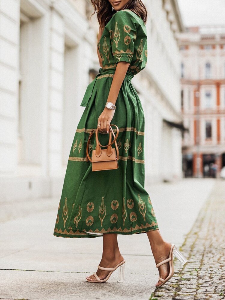 Sophisticated Dress with a Clean Classic Look