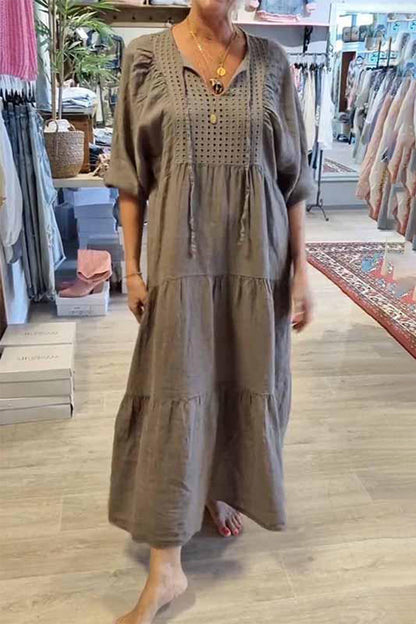 Classic Vintage Dress with a Flattering Fit