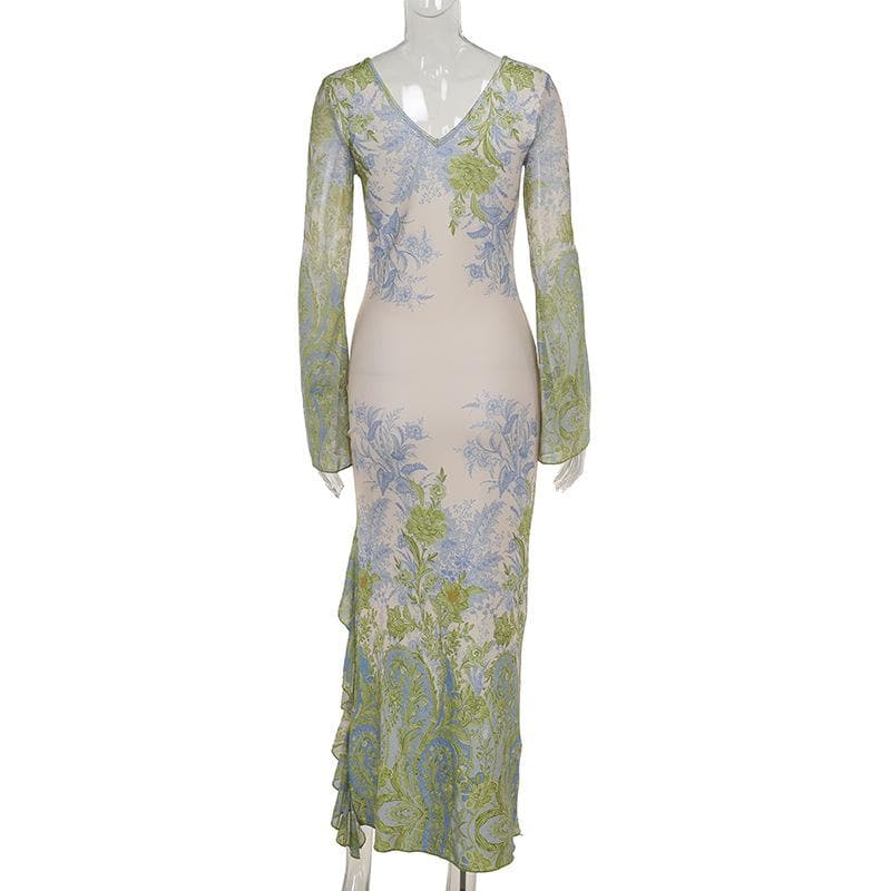 Classic Vintage & Enduringly Stylish Dress