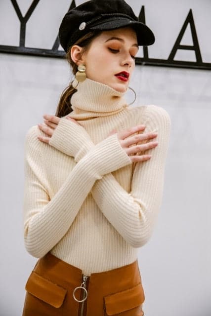 Gracefully Styled Sweater for Any Occasion