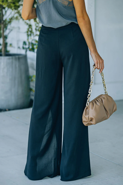Beautifully Finished Pants in a Timeless Design