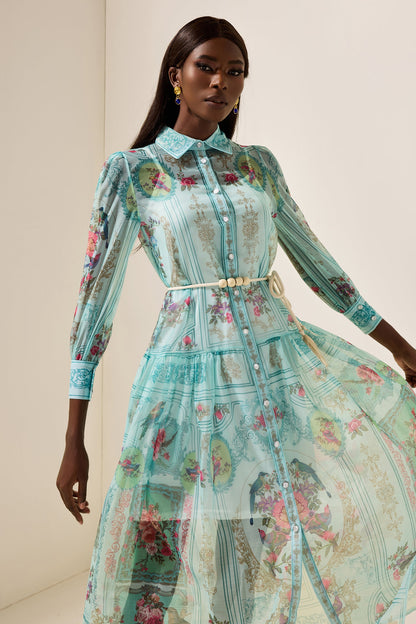 Well Tailored Dress with a Graceful Silhouette