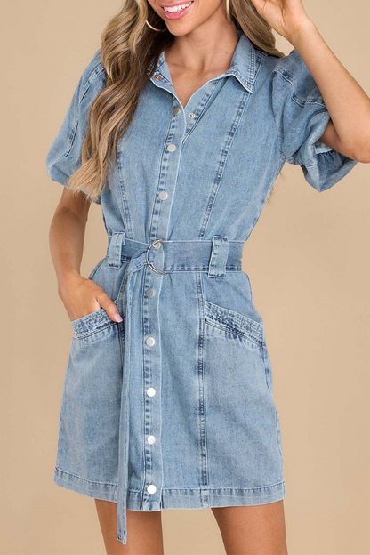 Classic Vintage Dress with a Flattering Fit