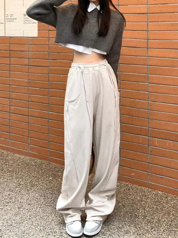 Elegantly Styled Pants for Everyday Wear