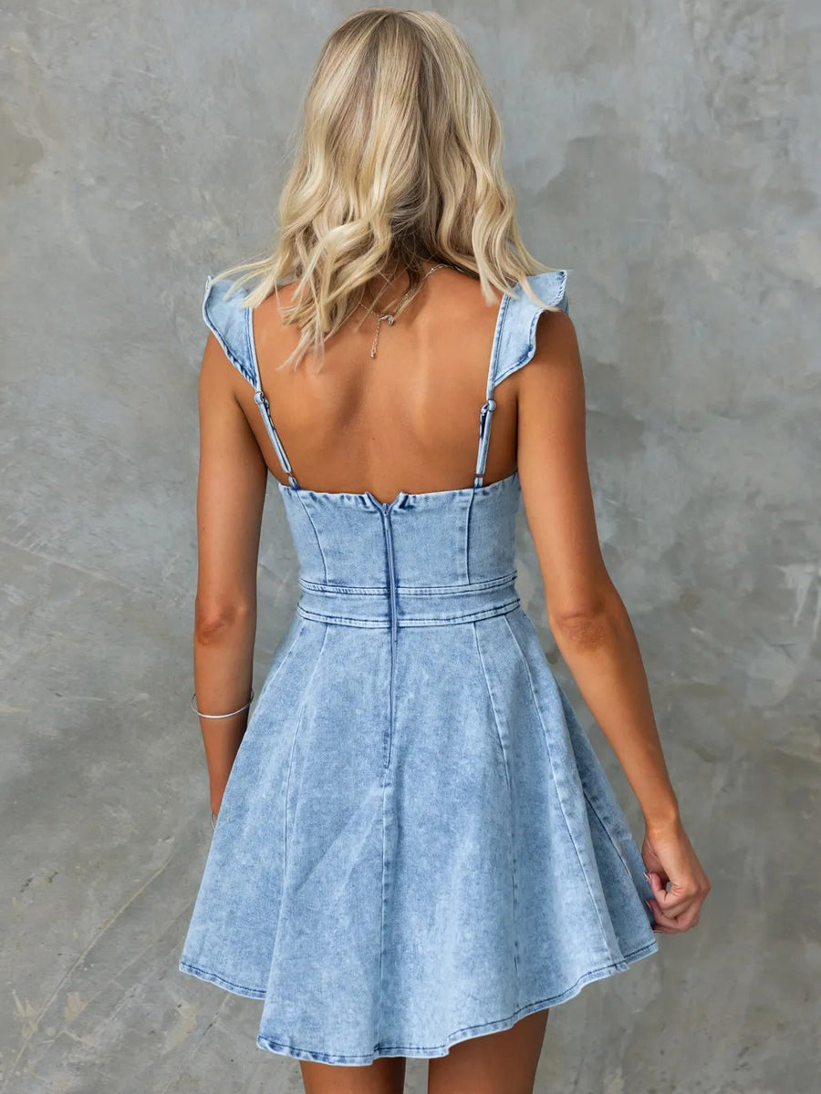 Polished Dress with an Effortless Classic Look