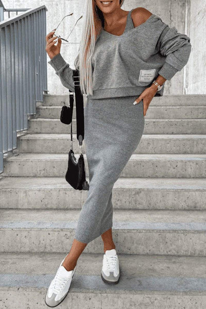 Classic Vintage Sweater with a Flattering Fit