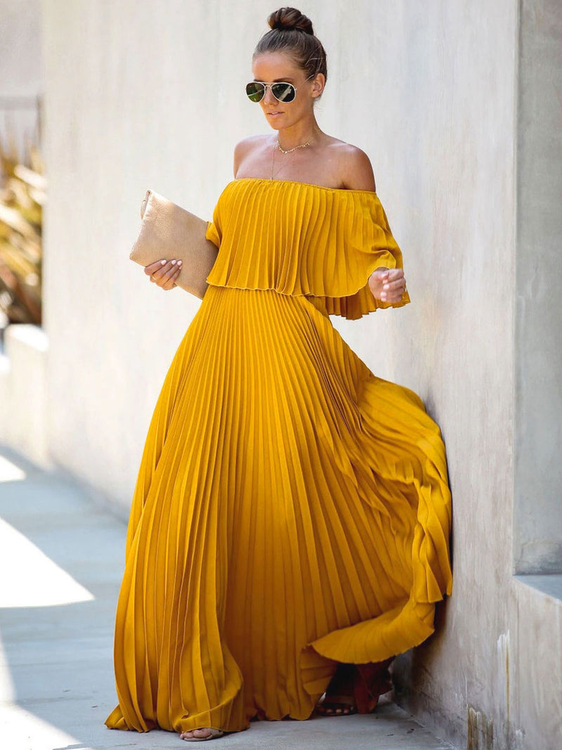 Beautifully Finished Dress in a Timeless Design