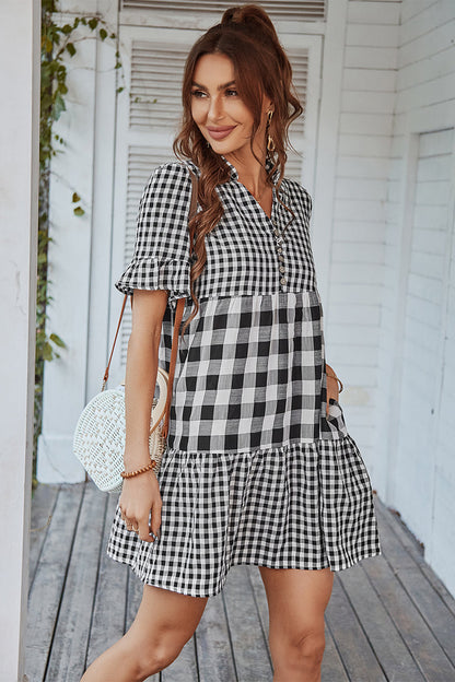 Classic Vintage Dress with a Flattering Fit