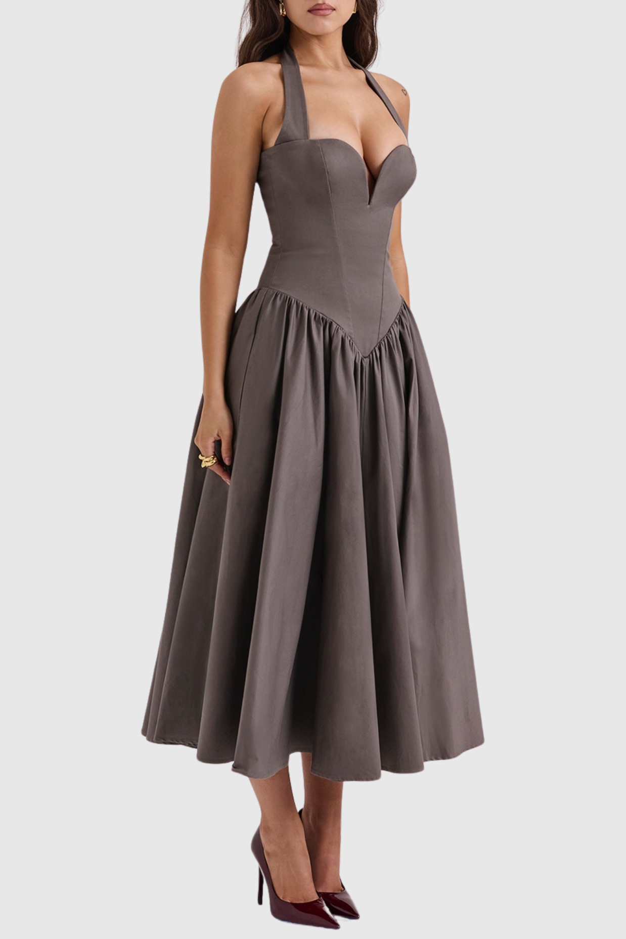 Beautifully Crafted Dress in a Classic Style
